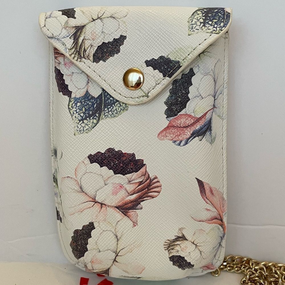 Flowered Phone or Card Holder‎